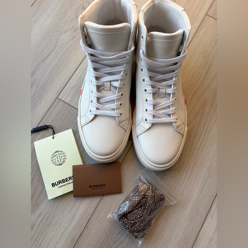 Burberry Rangleton High Top Leather Sneakers White EU 39 US 8 Pre-Owned